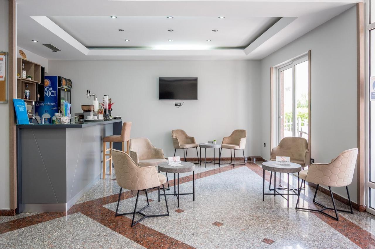 Hotel Garni Mb 3*