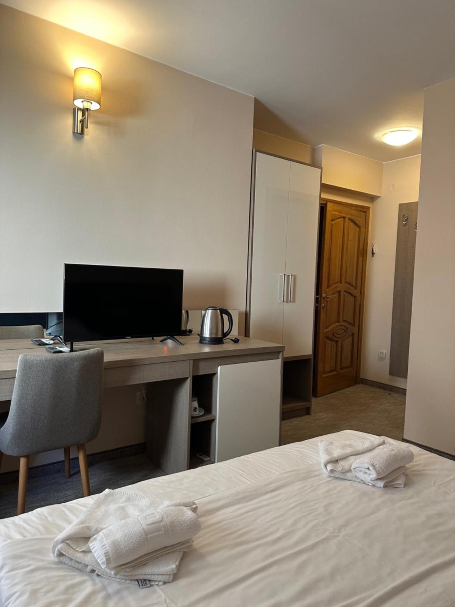 Hotel Garni Mb 3*